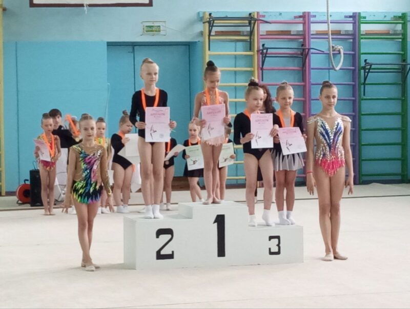 1 место - Пикулина София, 2 место - Ерошевич Вера, 3 место - Зайцева Ксения и Щелакова Кира